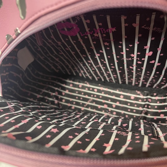 Betsey Johnson mauve with gold colored hardware, NWT - Picture 10 of 15